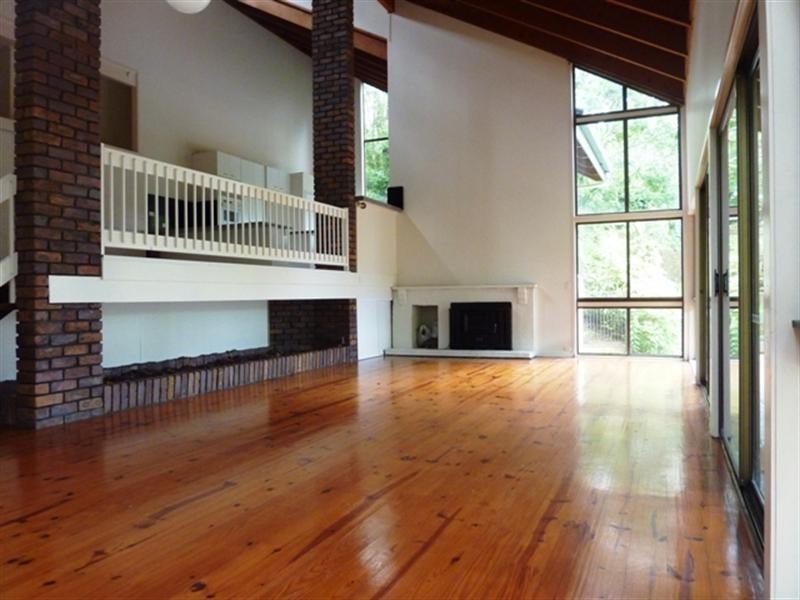 12 Wexford Street, Kenmore Hills QLD 4069