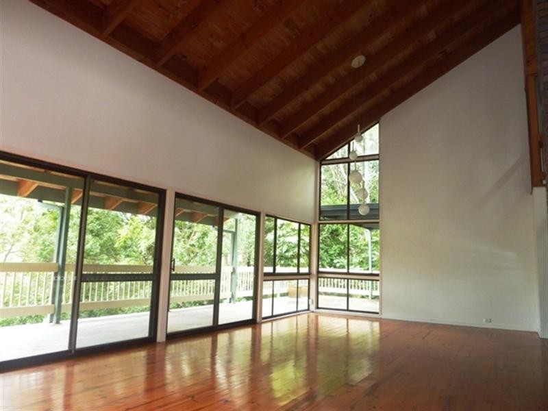 12 Wexford Street, Kenmore Hills QLD 4069