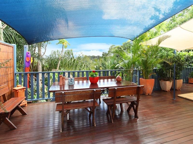 14 Chapel Hill Road, Chapel Hill QLD 4069