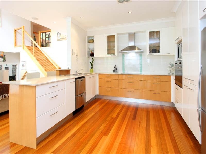 10b Kirkdale Road, Chapel Hill QLD 4069