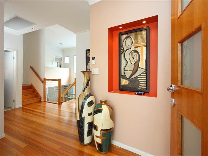 10b Kirkdale Road, Chapel Hill QLD 4069