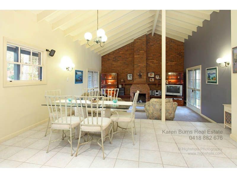 24 Gawina Street, Fig Tree Pocket QLD 4069