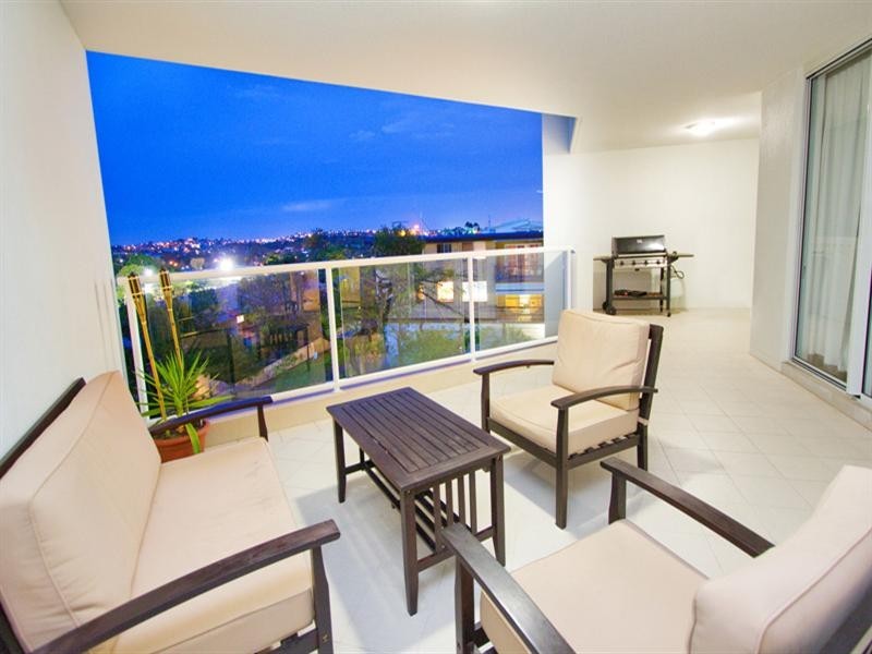 11/53 Dunmore Terrace, Auchenflower QLD 4066