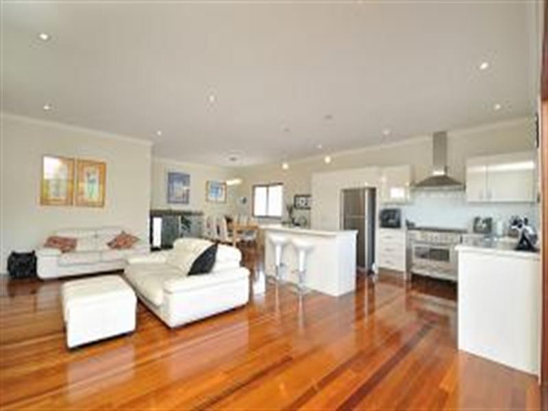 92 Haig Road, Auchenflower QLD 4066