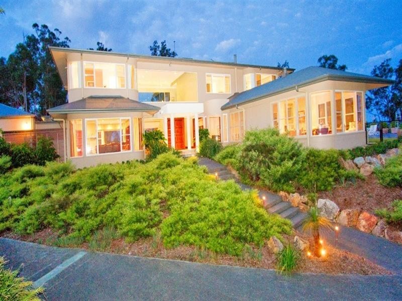 736 Grandview Road, Pullenvale QLD 4069