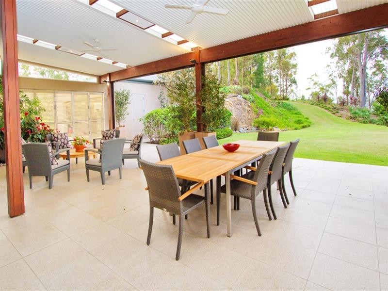 736 Grandview Road, Pullenvale QLD 4069