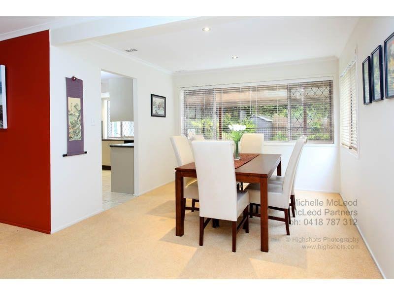 51 Morningview Street, Chapel Hill QLD 4069