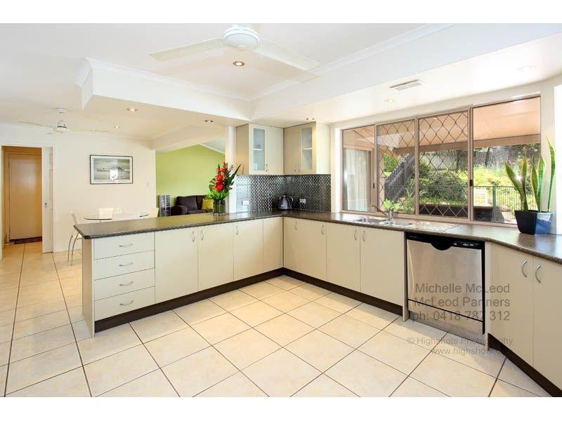 51 Morningview Street, Chapel Hill QLD 4069