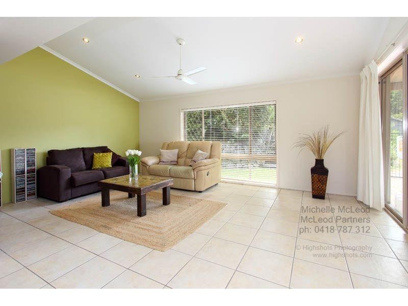 51 Morningview Street, Chapel Hill QLD 4069