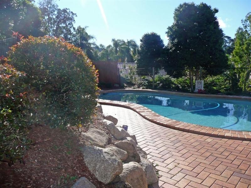 51 Morningview Street, Chapel Hill QLD 4069