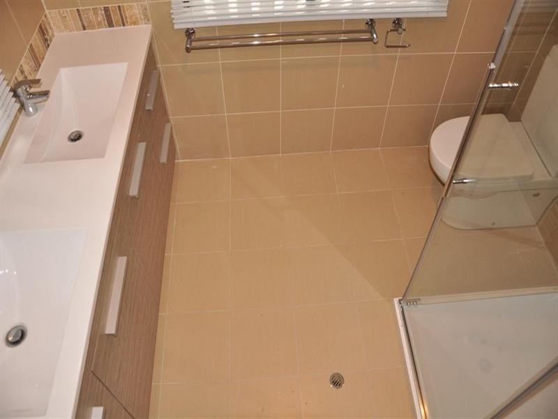 89 Ninth Avenue, St Lucia QLD 4067