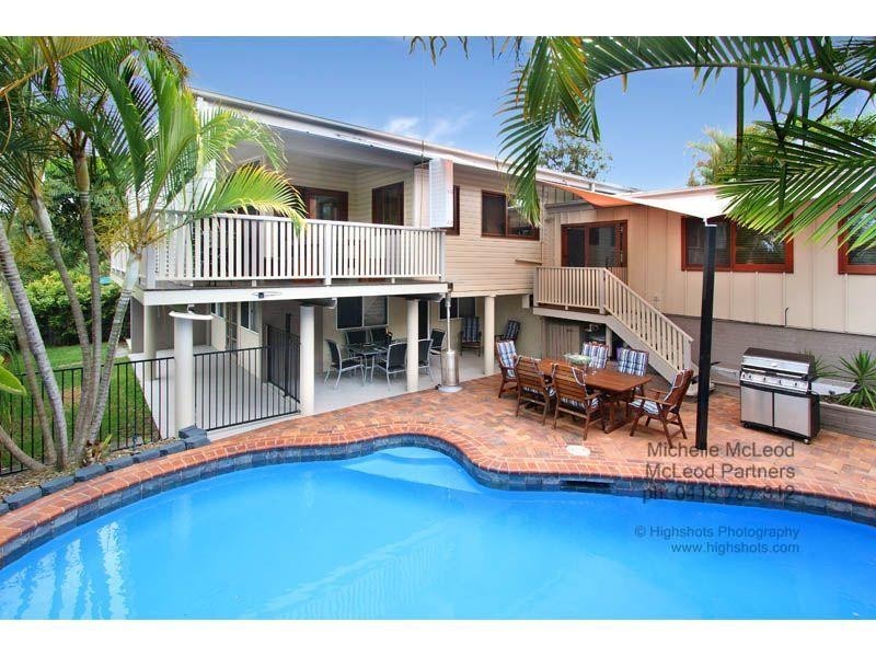 46 Euree Street, Kenmore QLD 4069