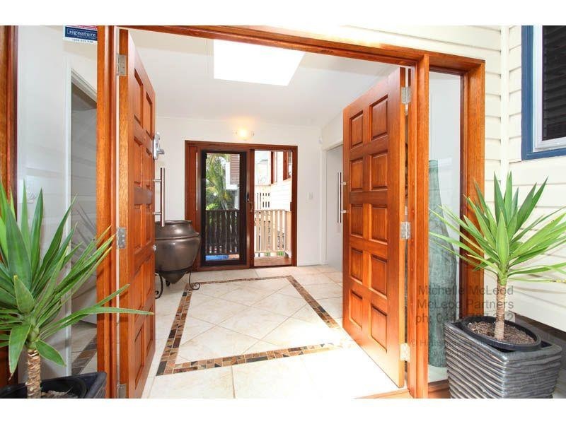 46 Euree Street, Kenmore QLD 4069