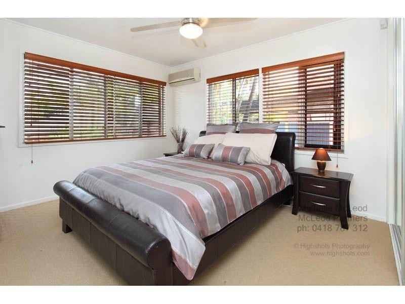 46 Euree Street, Kenmore QLD 4069