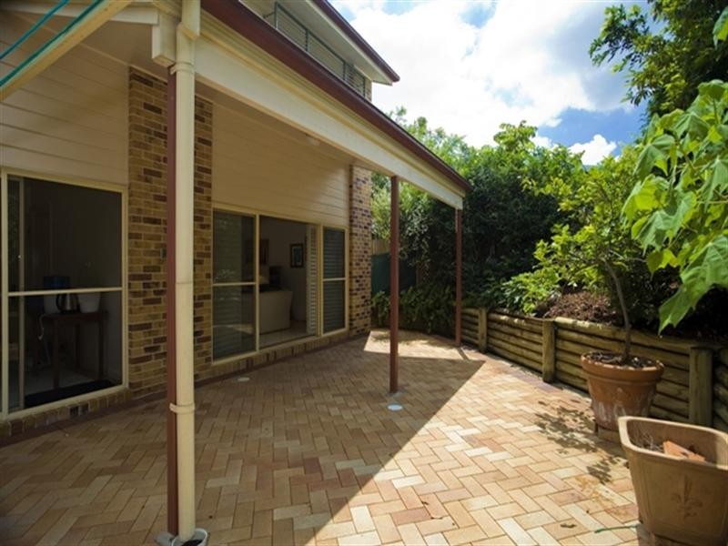 35 Macquarie Street, St Lucia QLD 4067