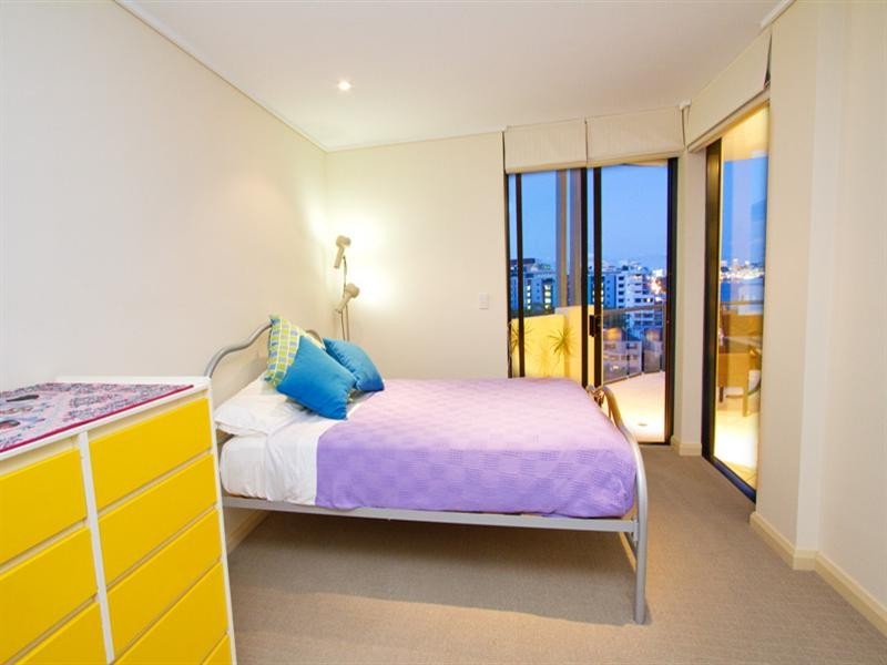 87/9 Sylvan Road, Toowong QLD 4066