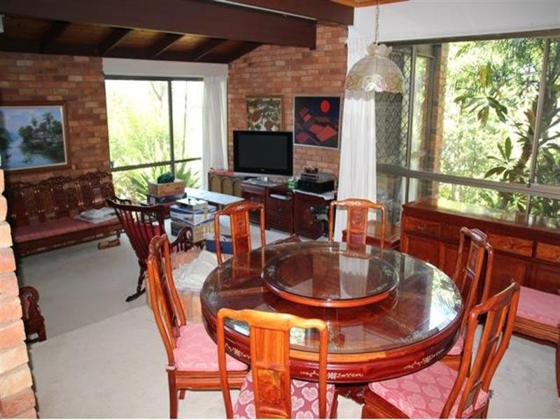 9 Pilin Place, Chapel Hill QLD 4069