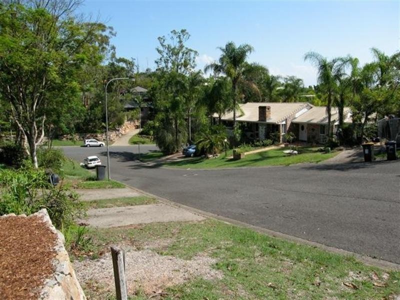 9 Pilin Place, Chapel Hill QLD 4069