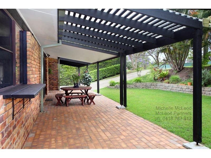 69 Chapel Hill Road, Chapel Hill QLD 4069