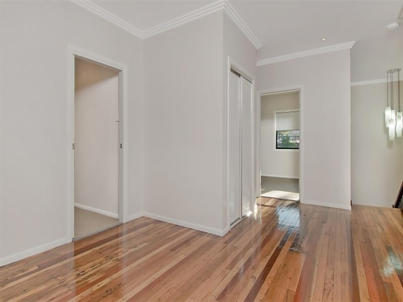 79 Strong Avenue, Graceville QLD 4075