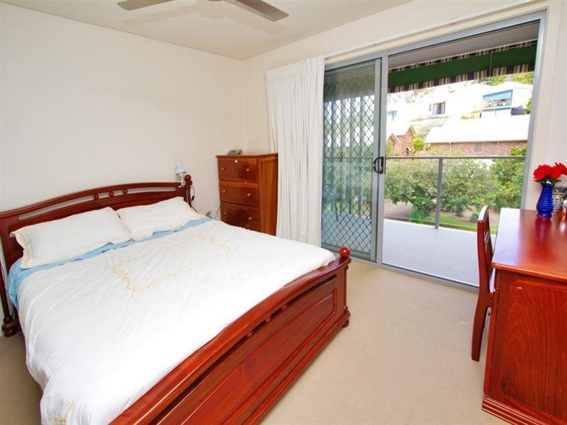 63a Douglas Street, St Lucia QLD 4067