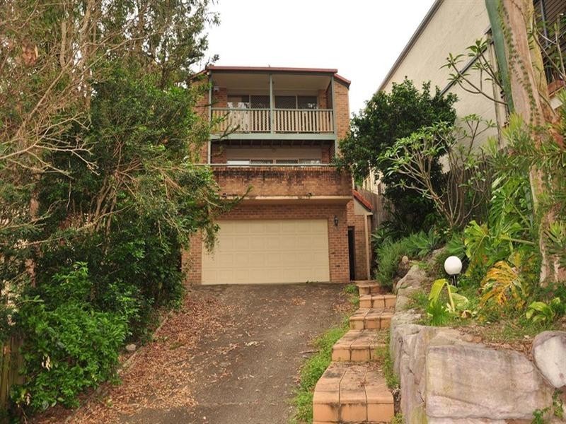 80 Orchard Terrace, St Lucia QLD 4067