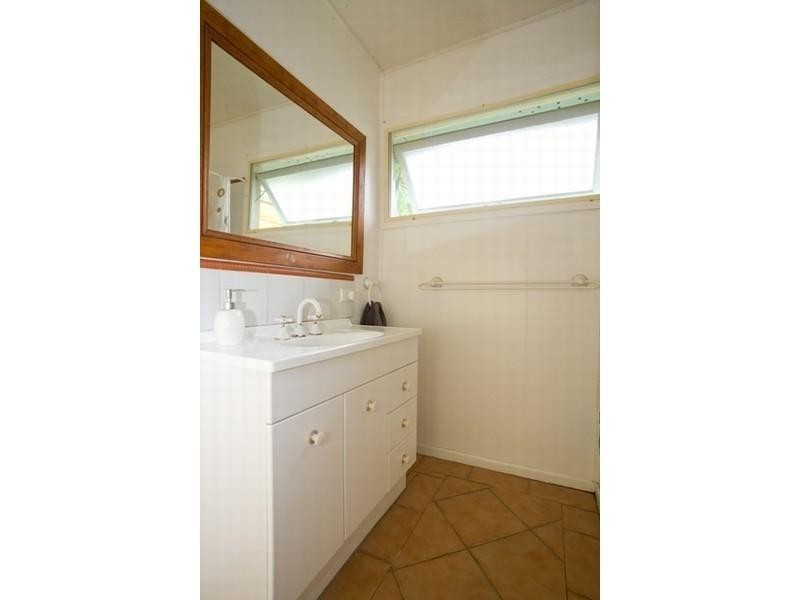 140 Fig Tree Pocket Road, Chapel Hill QLD 4069