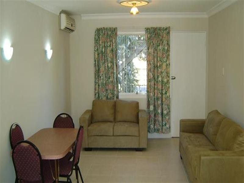 7/18 Glena Street, Fairfield QLD 4103