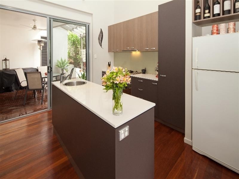 1/64 Alpha Street, Taringa QLD 4068