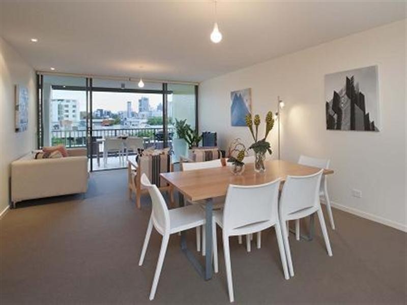 251/8 Musgrave Road, West End QLD 4101