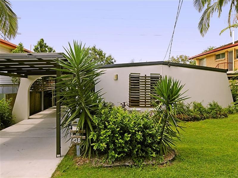 38 O’Connor Street, Oxley QLD 4075