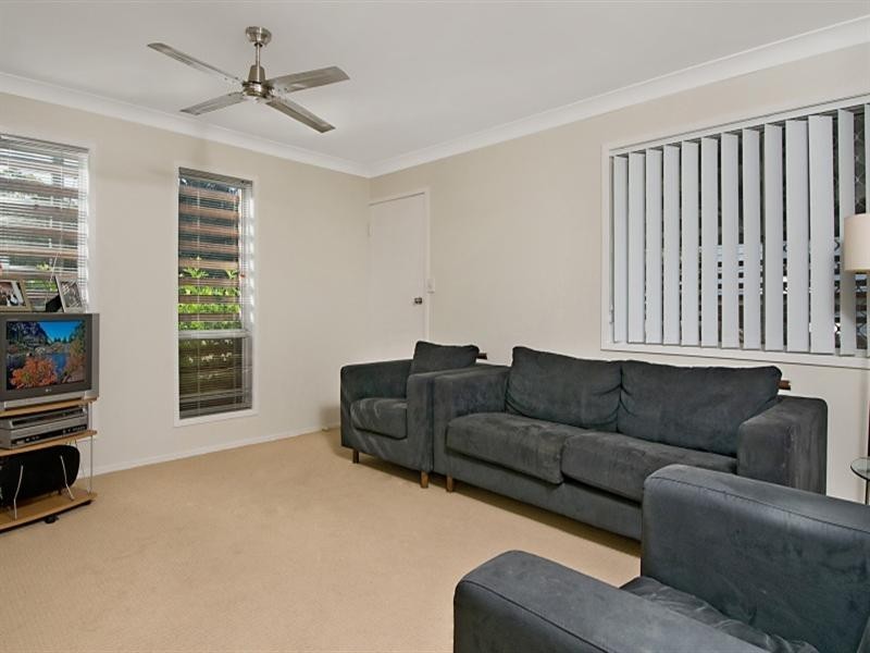 38 O’Connor Street, Oxley QLD 4075