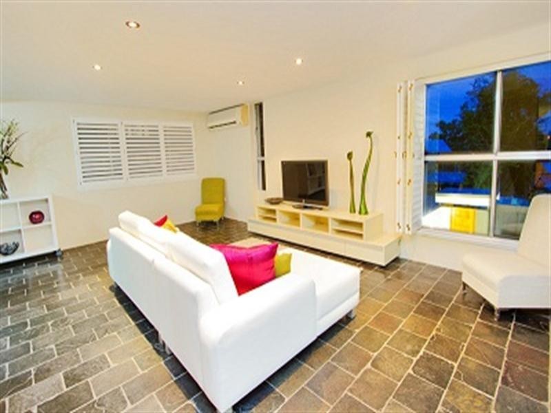 99 Elizabeth Street, Toowong QLD 4066