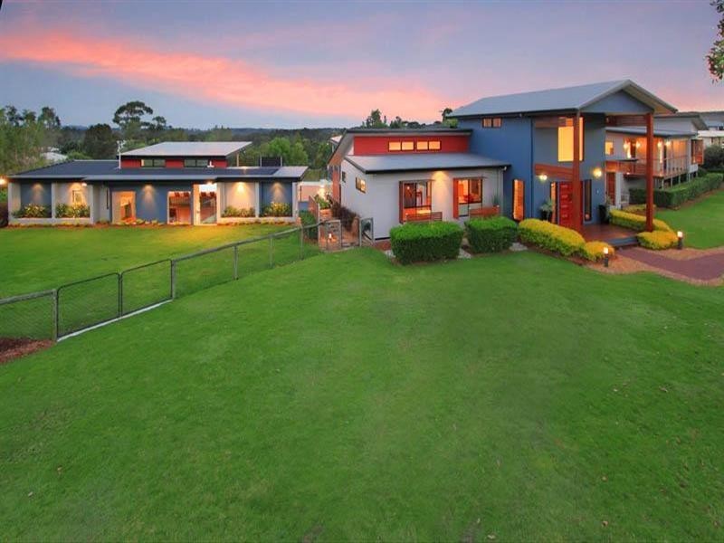 16 Osna Place, Pullenvale QLD 4069