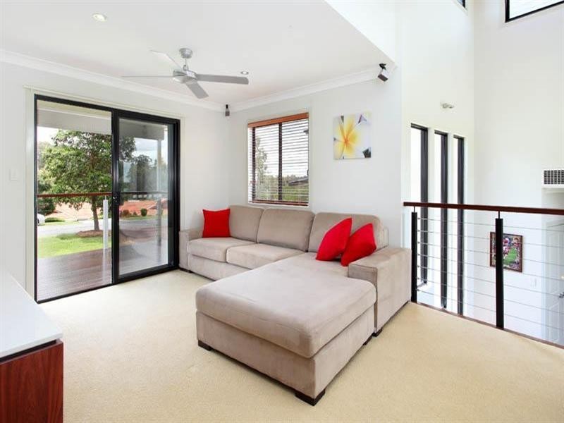 16 Osna Place, Pullenvale QLD 4069