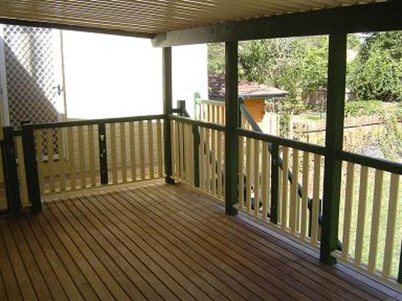 76 Brookfield Road, Kenmore QLD 4069