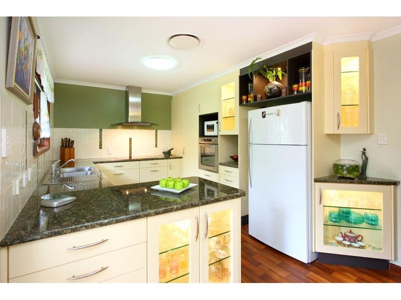 2B Goolman Street, Chapel Hill QLD 4069