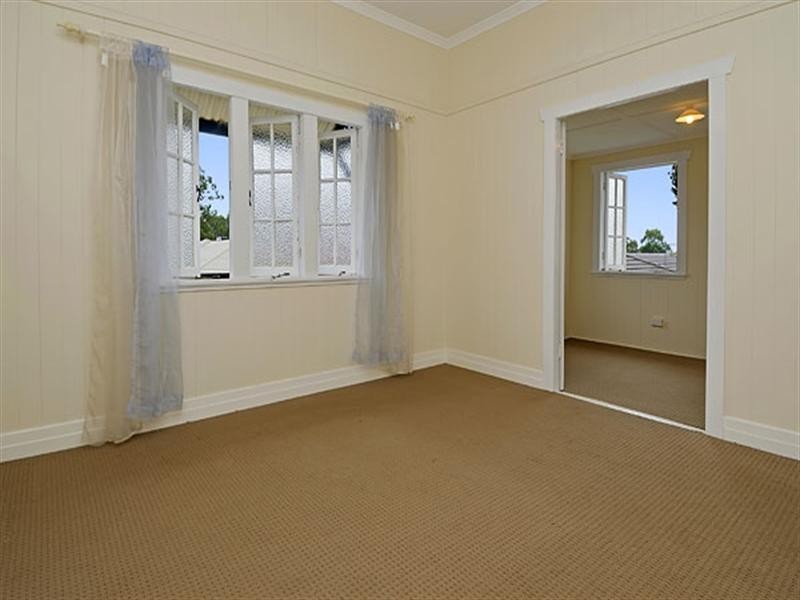 30 Flower Place, Richlands QLD 4077