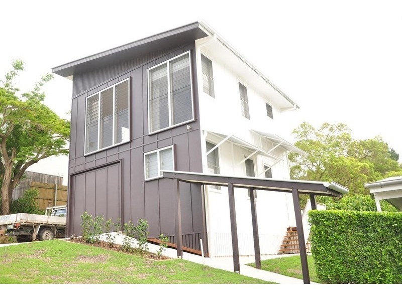 93 Siemon Street, Toowong QLD 4066