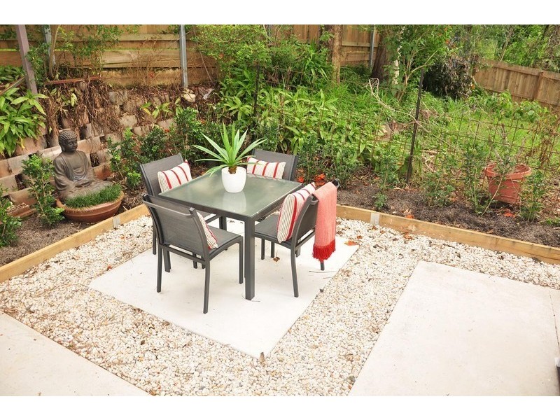 93 Siemon Street, Toowong QLD 4066