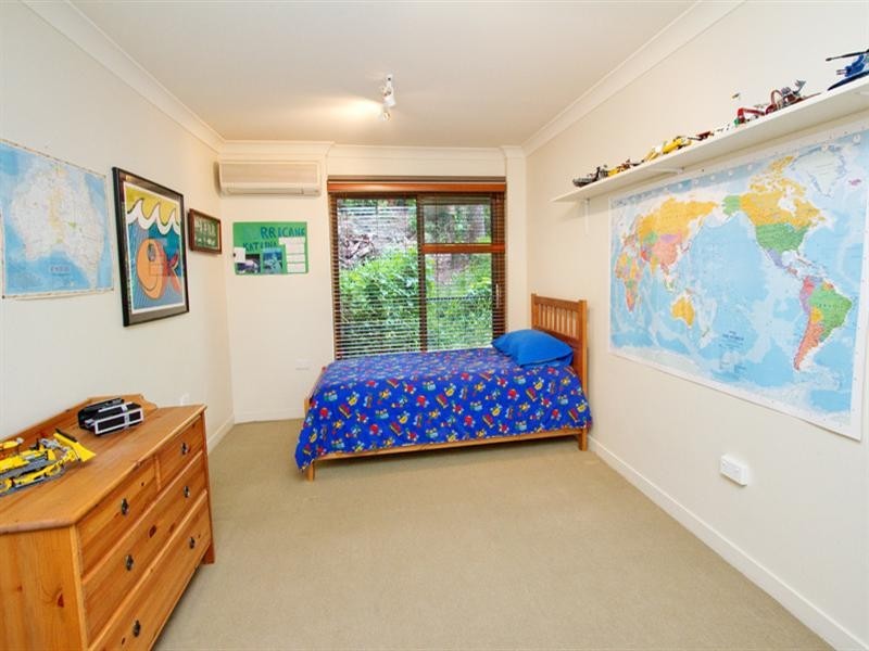 57 Ironside Street, St Lucia QLD 4067