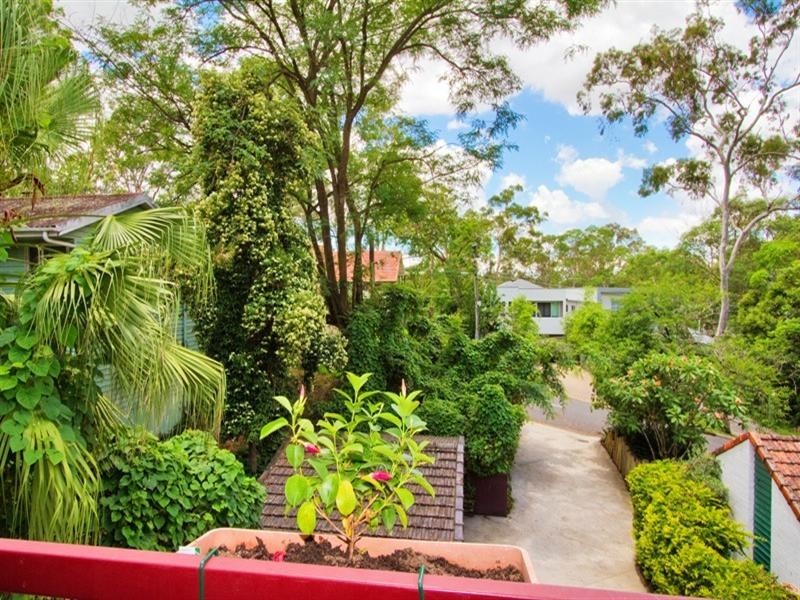 57 Ironside Street, St Lucia QLD 4067