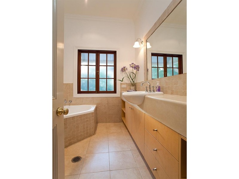 175 Victoria Avenue, Chelmer QLD 4068