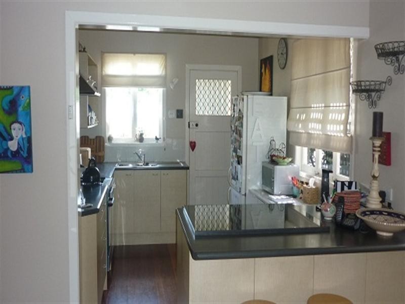 3 Telarah Street, Indooroopilly QLD 4068