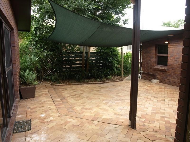 29 Tarbet Street, Kenmore QLD 4069