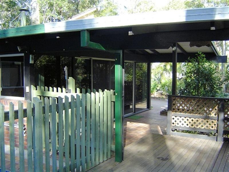 35 Ashburton Street, Chapel Hill QLD 4069