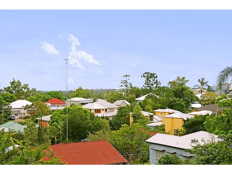 2/87 Swann Road, Taringa QLD 4068