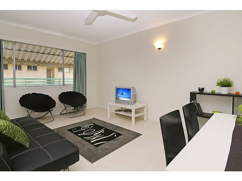 2/87 Swann Road, Taringa QLD 4068