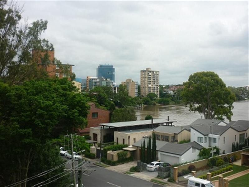 7/40 Sandford Street, St Lucia QLD 4067