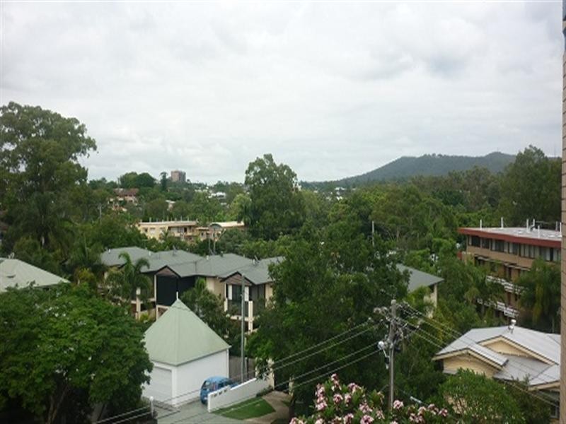 7/40 Sandford Street, St Lucia QLD 4067